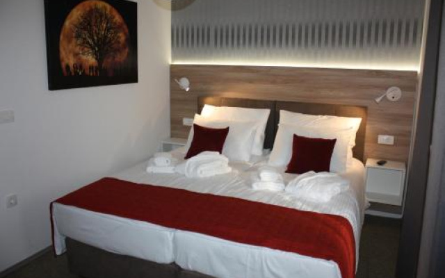 Aura Residence