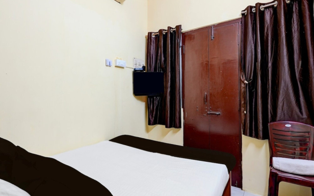 Deluxenimalan Residency