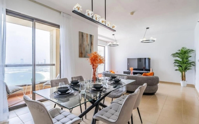 Spacious 2BR-Dubai Eye & Sea View -JBR