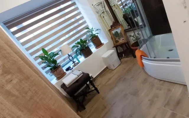Studio in Cluj-napoca, With Terrace and Wifi