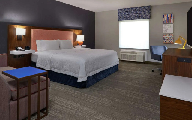 Hampton Inn & Suites by Hilton Montreal-Dorval