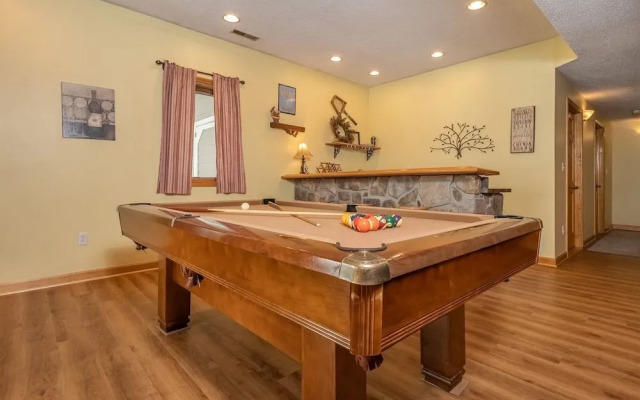 Windsor House by Taylor Made Deep Creek