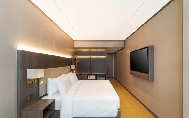 Harris Hotel & Suites Nagoya Batam