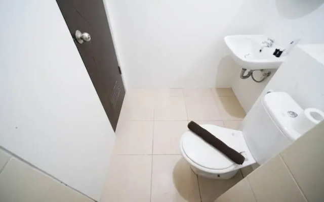 Homey And Compact 1Br At Tamansari Prospero Sidoarjo Apartment