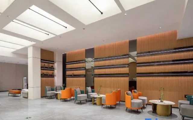 Urba S Hotel (Xiamen Railway Station South Square Branch)