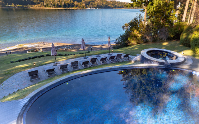 Costa Serena Aparts & Spa