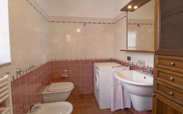 House Lucia Cortona