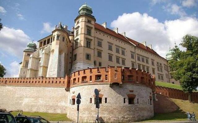 Отель Hostel One Castle Польша, Краков - отзывы, цены и фото номеров - забронировать отель Hostel One Castle онлайн вид на фасад