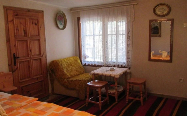 Guest House Bashtina Striaha