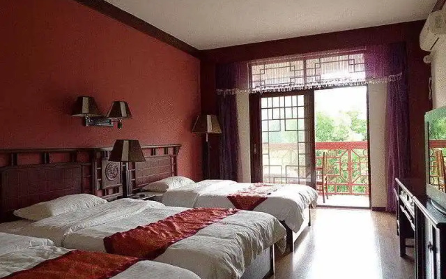 Yangshuo Dragon River Retreat