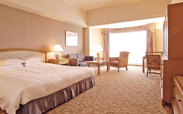 Royal Oak Hotel Spa & Gardens