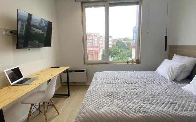 Апартаменты в комплексе AURA Apartments