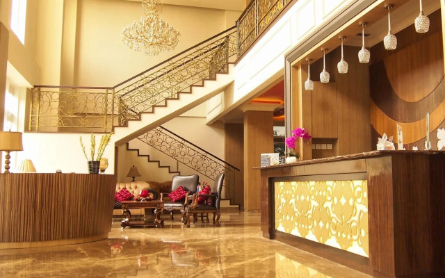 Sapphire Sky Hotel BSD City