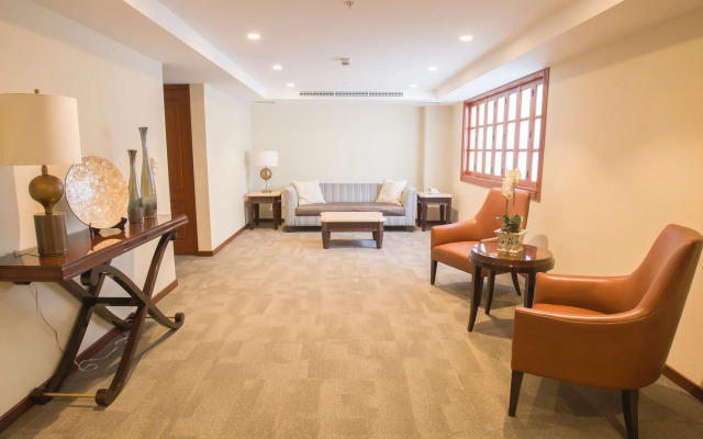 Los Tallanes Hotel & Suites