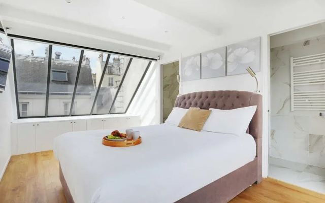 Exceptional Triplex With Terrace - Montmartre