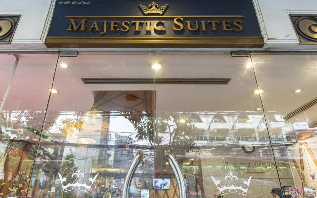 Отель Majestic Suite Бангкок вид на фасад