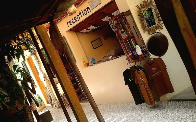 Camotes hidden huts-rooms-bar-restaurant