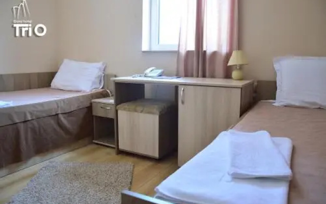 Hotel Tri "O"