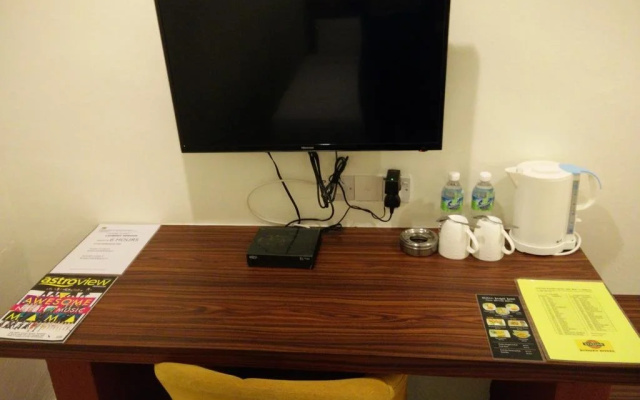 Station Gold Budget Hotel