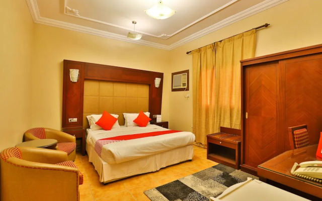OYO 318 Azure Plaza Furnished Units