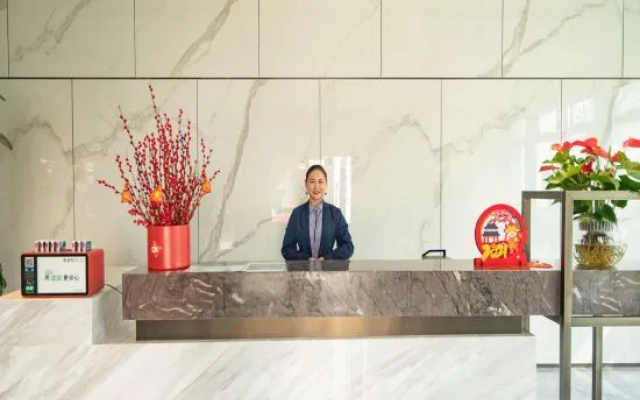 Home Livable International Apartment (Shenzhen International Exhibition Center Store)