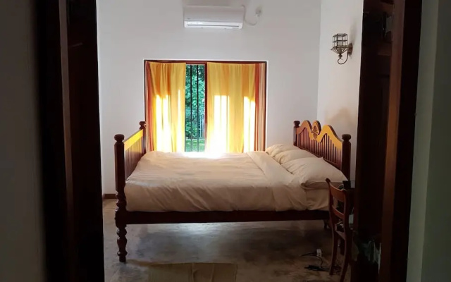 Siriniwasa Villa Induruwa
