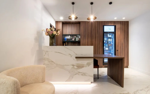 One Two Four Hotel & Spa