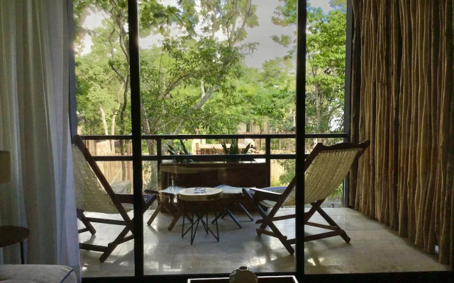 Amaka Calma Tulum