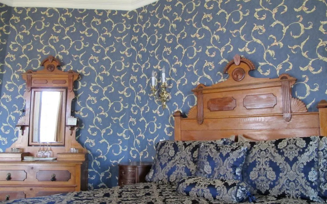 The Maple Inn B&B