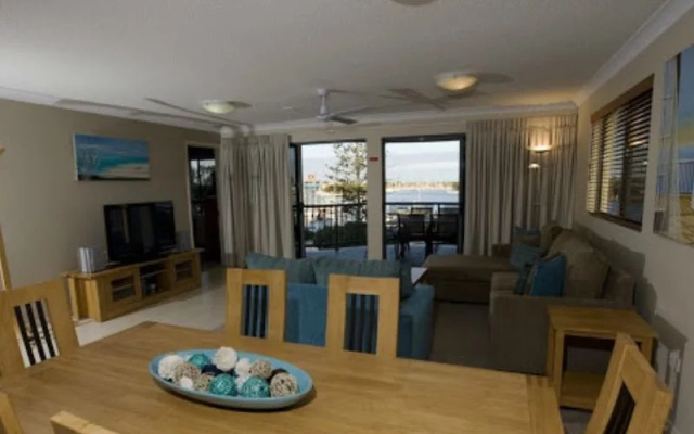 Riverdance Apartments