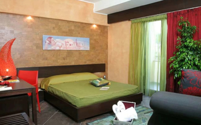 Abalon Pompei Resort