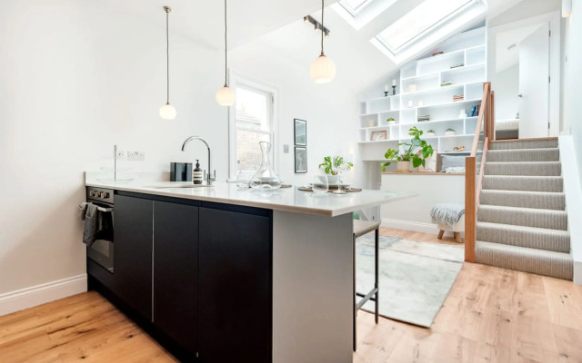 Lillie Road Residence B
