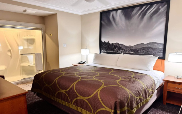 Super 8 by Wyndham Castlegar BC