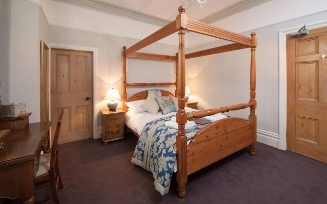 Chestnuts Guest House