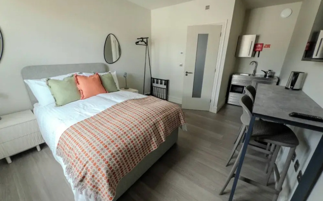 George Apartments