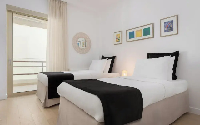 Vouliagmeni Serenity Residence