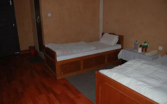 Shrestha Hotel