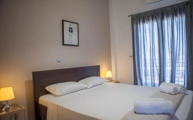 Lak Peristeri Homes