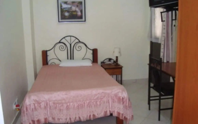 Angaza Guest House