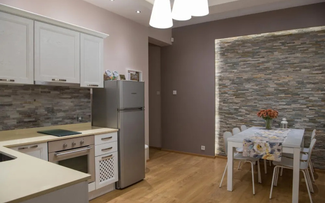 The North Tower Apartment