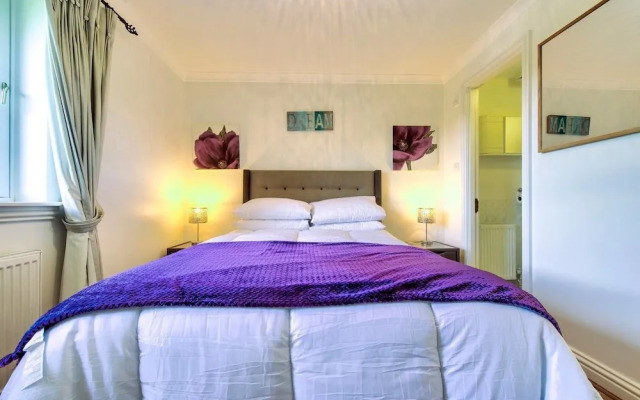 Cozy and Rustic 3bed/2bath Stockbridge Apartment With Free Parking