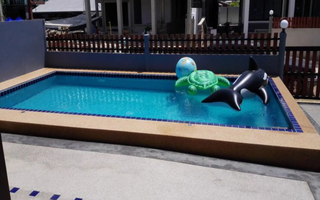 Whale Pool Villa
