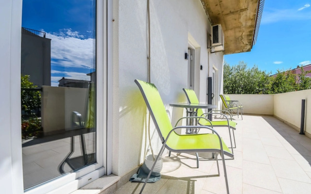 Apartments Tomo - Near Airport
