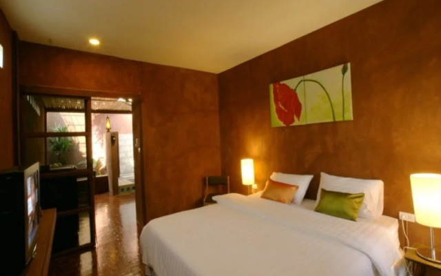 Koko Palm Inn