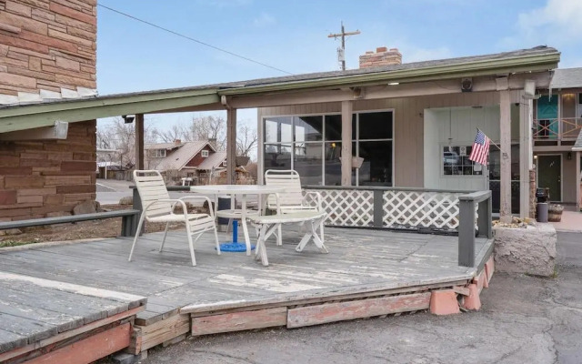 Oyo Silver Spur Motel