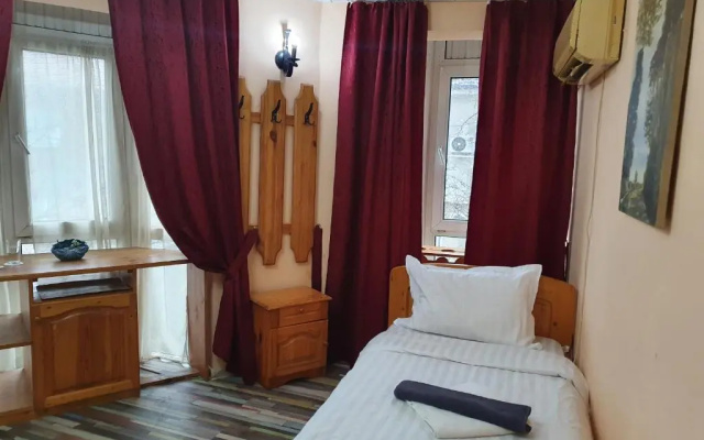 Semeen Hotel B'lgari