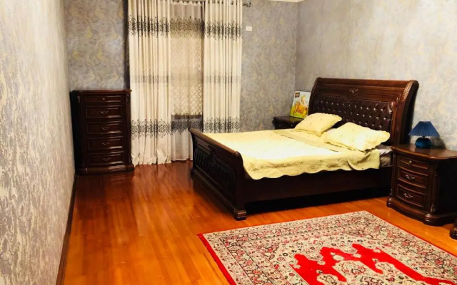 Apartment Registan