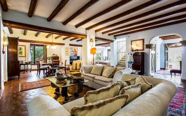 Giardini-naxos Beautiful Villa With Pool