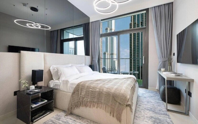 The Burj Crown Stays by UniDwellers Holiday homes