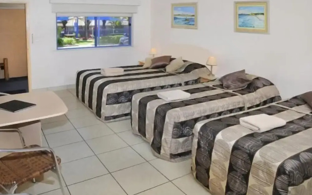 Yamba Twin Pines Motel